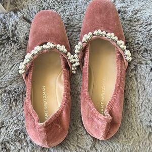 Stuart Weitzman 8 rose Pink velvet Flats w Pearl diamond new never worn